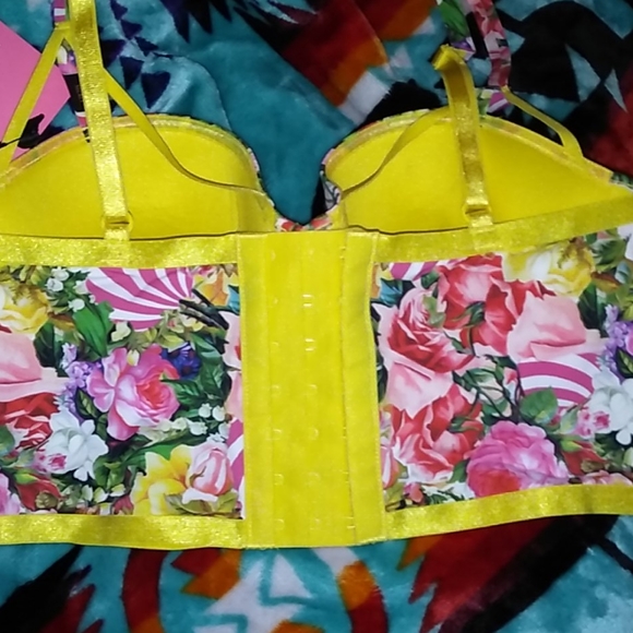 Victoria secret bra - Picture 3 of 5